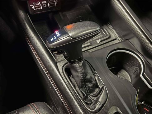 Used 2022 Dodge Durango R/T w/ Blacktop Package image 32