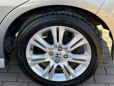 Used 2010 Honda Fit Sport image 7