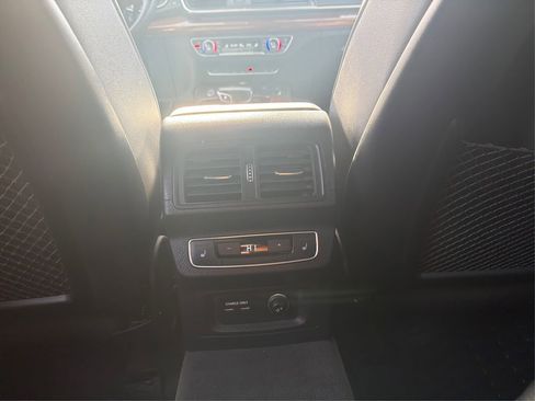 Used 2023 Audi Q5 e Prestige image 23