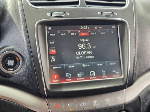 Used 2018 Dodge Journey Crossroad FWD image 35