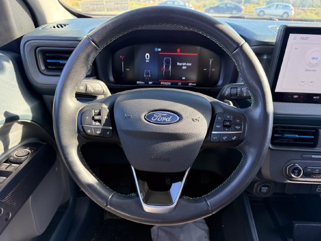 Used 2025 Ford Maverick Lobo AWD/4WD image 22