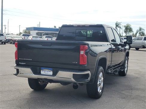 Certified 2022 Chevrolet Silverado 2500 LTZ w/ LTZ Texas Edition image 4