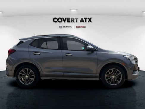Used 2022 Buick Encore GX Essence w/ Experience Buick Package FWD image 8