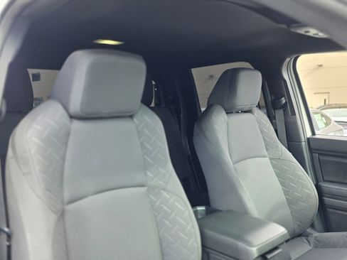 Used 2025 Toyota Tacoma SR5 RWD image 11