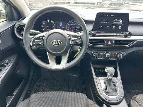 Used 2021 Kia Forte LXS FWD image 12
