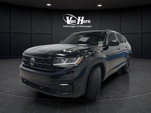 Used 2023 Volkswagen Atlas Cross Sport SEL R-Line AWD/4WD image 3