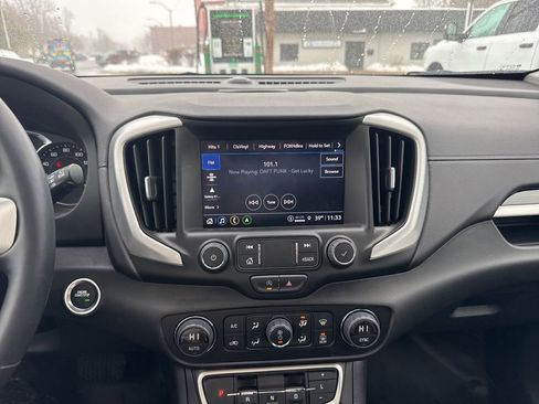 Used 2023 GMC Terrain SLT w/ Infotainment Package II image 22