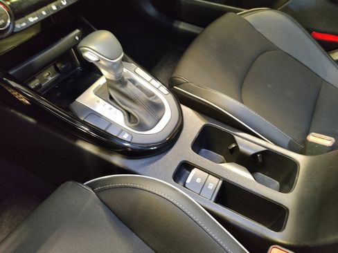 Used 2024 Kia Forte GT-Line w/ GT-Line Premium Package FWD image 26