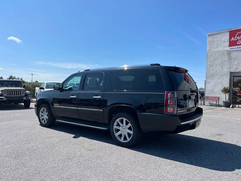 Used 2012 GMC Yukon XL Denali AWD/4WD image 30