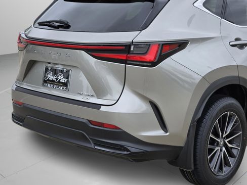 Used 2024 Lexus NX 350h AWD w/ Package Accessory (P3) image 38