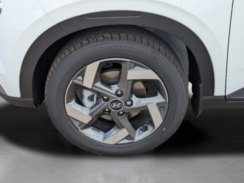 New 2026 Hyundai Venue SEL FWD image 34