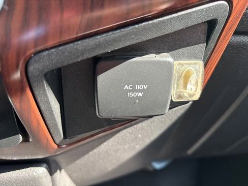 Used 2016 Ford F250 Lariat w/ Lariat Interior Package image 30