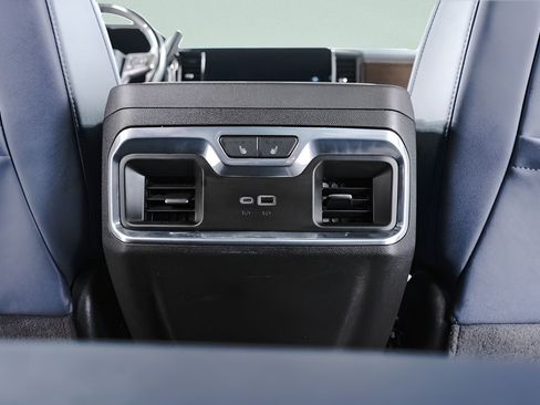 Used 2025 Chevrolet Silverado 3500 High Country w/ High Country Premium Package AWD/4WD image 30