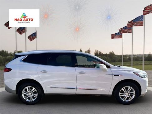 Used 2020 Buick Enclave Essence image 4