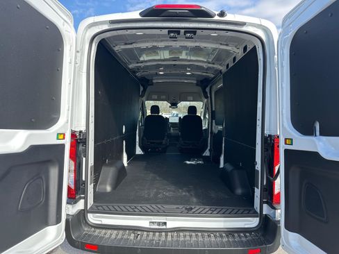 New 2026 Ford Transit 250 148 Medium Roof w/ Load Area Protection Package image 3