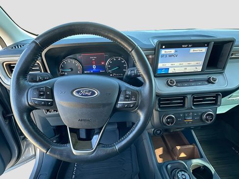 Certified 2022 Ford Maverick Lariat w/ Equipment Group 500A Standard image 11