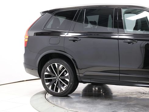 Used 2025 Volvo XC90 T8 Plus w/ Protection Package Premier AWD/4WD image 74
