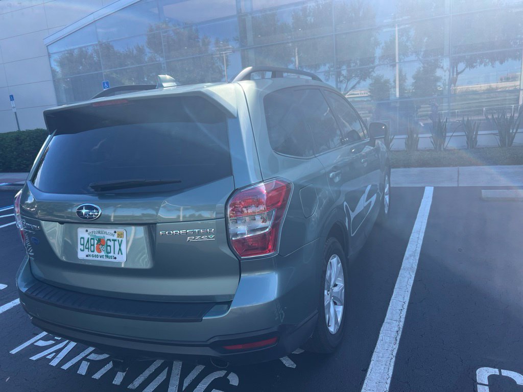 Used 2016 Subaru Forester 2.5i Limited AWD/4WD image 5