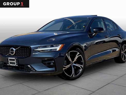 Used 2023 Volvo S60 B5 Plus AWD/4WD image 1