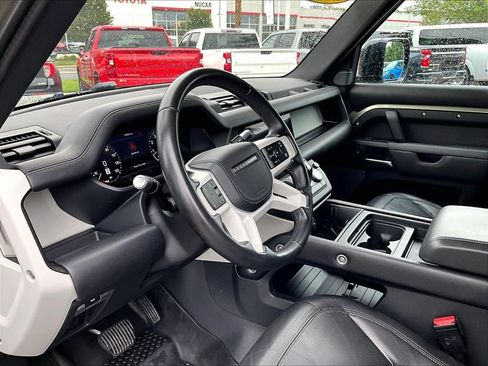 Used 2020 Land Rover Defender 110 S AWD/4WD image 8