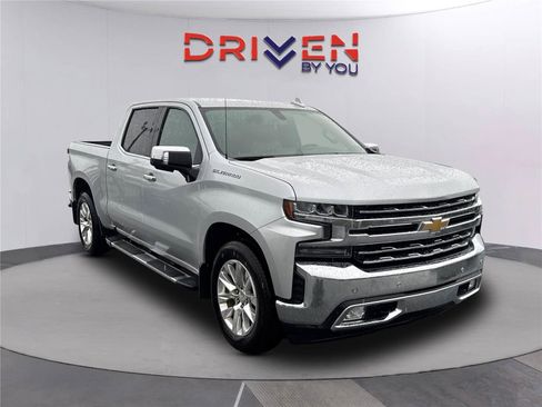 Used 2019 Chevrolet Silverado 1500 LTZ w/ LTZ Plus Package RWD image 1