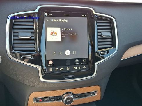 Certified 2024 Volvo XC90 T8 Plus w/ Protection Package Premier AWD/4WD image 20