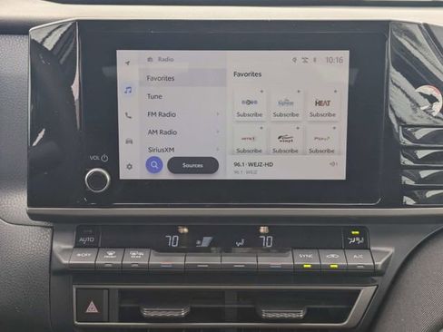 Used 2025 Toyota Camry LE image 18