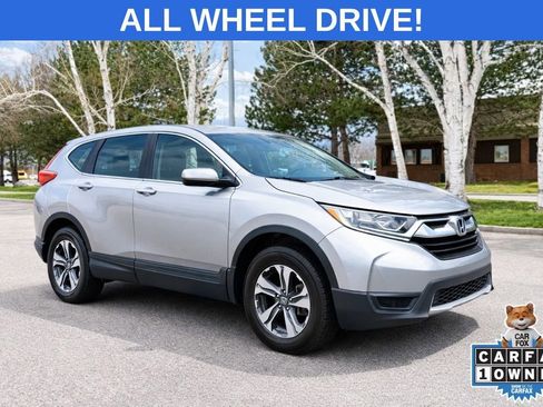 Used 2018 Honda CR-V LX image 2