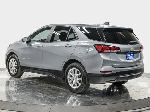 Used 2023 Chevrolet Equinox LT image 4