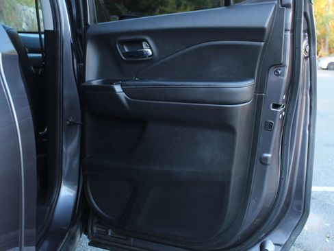 Used 2019 Honda Ridgeline RTL-T image 16