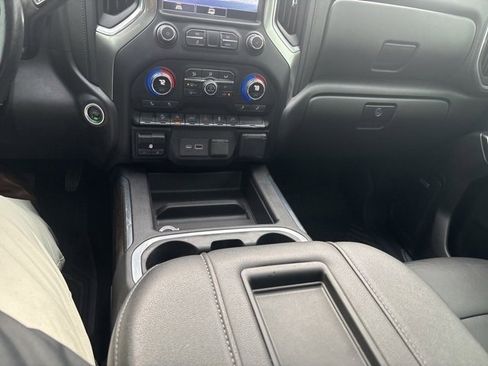 Used 2021 Chevrolet Silverado 1500 LT Trail Boss w/ Convenience Package II image 25