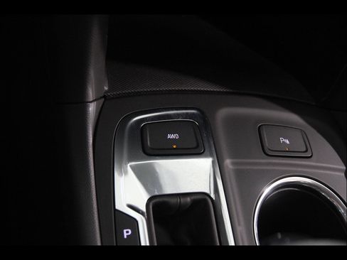 Used 2024 Chevrolet Equinox LT AWD/4WD image 17