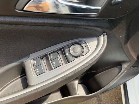 Used 2024 Chevrolet Malibu LT FWD image 12
