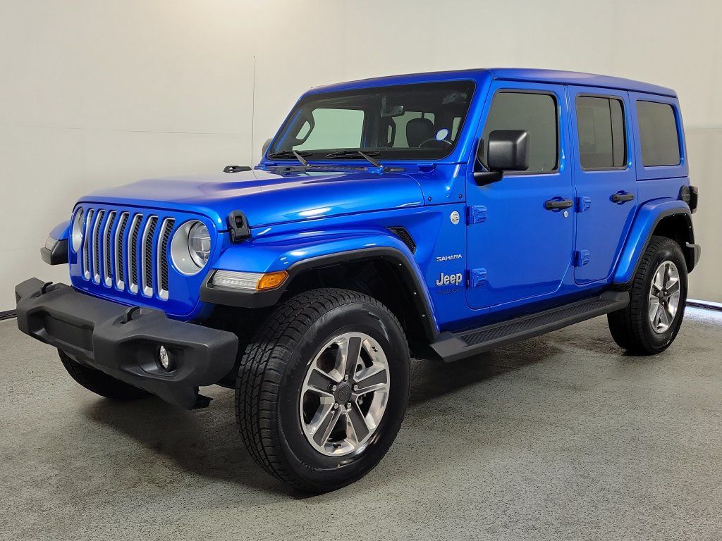 Used 2022 Jeep Wrangler Unlimited Sahara w/ LED Lighting Group AWD/4WD image 3
