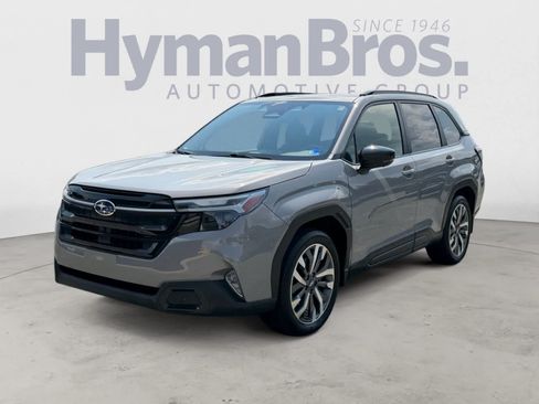 Certified 2025 Subaru Forester Touring w/ Protection Package AWD/4WD image 8