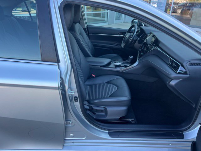 Used 2022 Toyota Camry SE FWD image 34