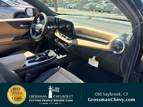 New 2026 Chevrolet Equinox ACTIV w/ Safety and Technology Package AWD/4WD image 17
