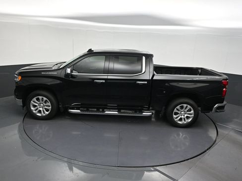 Used 2024 Chevrolet Silverado 1500 LTZ RWD image 11