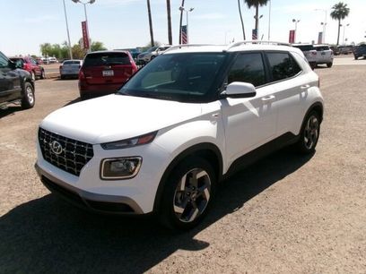 Used 2024 Hyundai Venue SEL