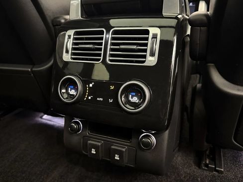Used 2020 Land Rover Range Rover HSE AWD/4WD image 39