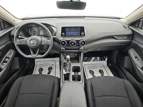 Used 2025 Nissan Sentra S FWD image 10