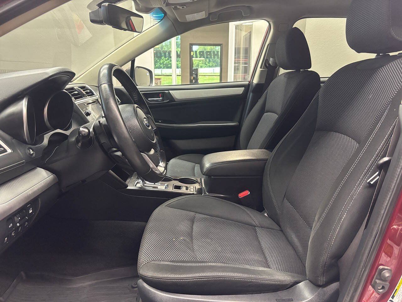 Used 2019 Subaru Outback 2.5i Premium w/ Popular Package #2 AWD/4WD image 15