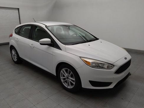 Used 2018 Ford Focus SE FWD image 13