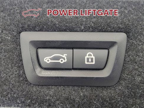 Used 2019 BMW 540i xDrive w/ M Sport Package image 34