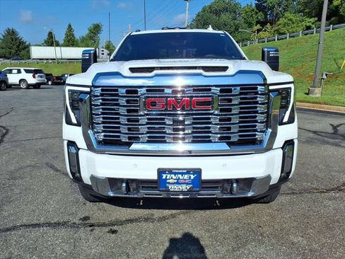 Used 2025 GMC Sierra 2500 Denali w/ Technology Package AWD/4WD image 8
