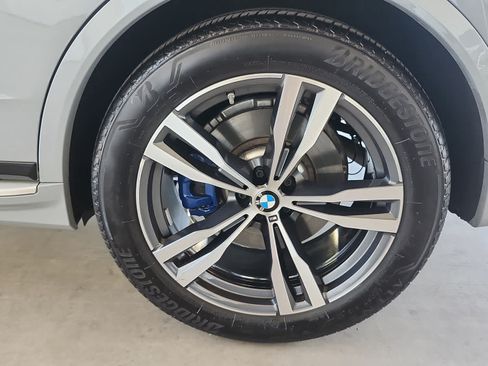 Used 2026 BMW X7 xDrive40i AWD/4WD image 10