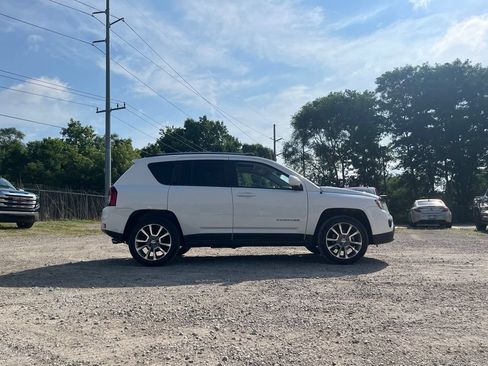 Used 2014 Jeep Compass Limited w/ Sun/Sound Group AWD/4WD image 6