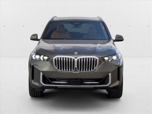 Used 2026 BMW X5 sDrive40i w/ Premium Package image 6
