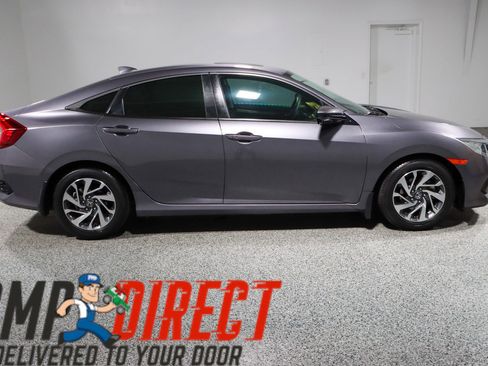 Used 2018 Honda Civic EX image 6