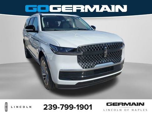 New 2025 Lincoln Navigator L Reserve image 5